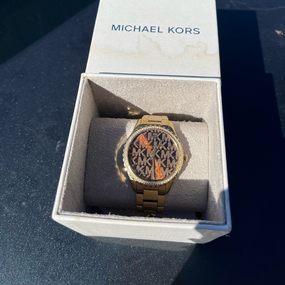 Michael kors watch